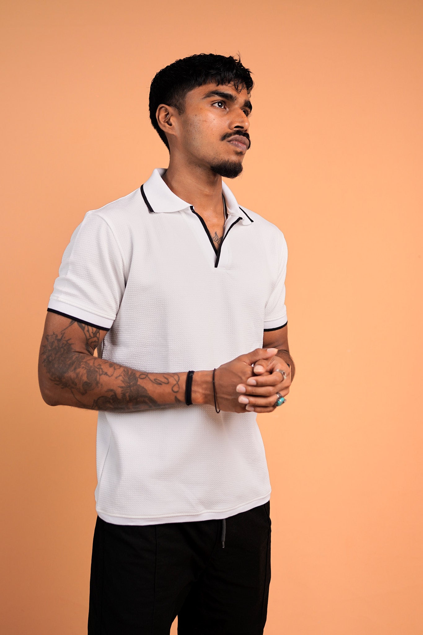 Social Sip - White